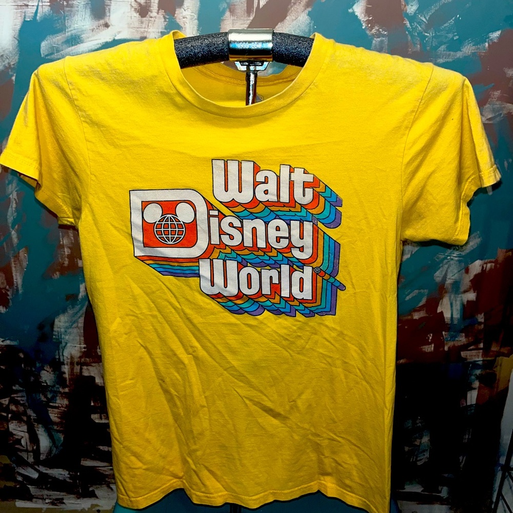 Vintage women’s Walt Disney tee